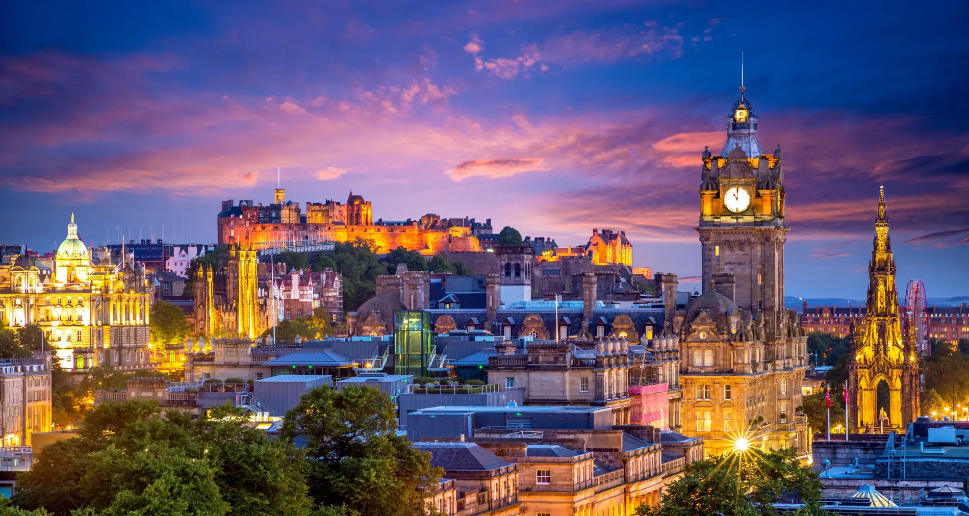 Edinburgh city centre and its historic buildings